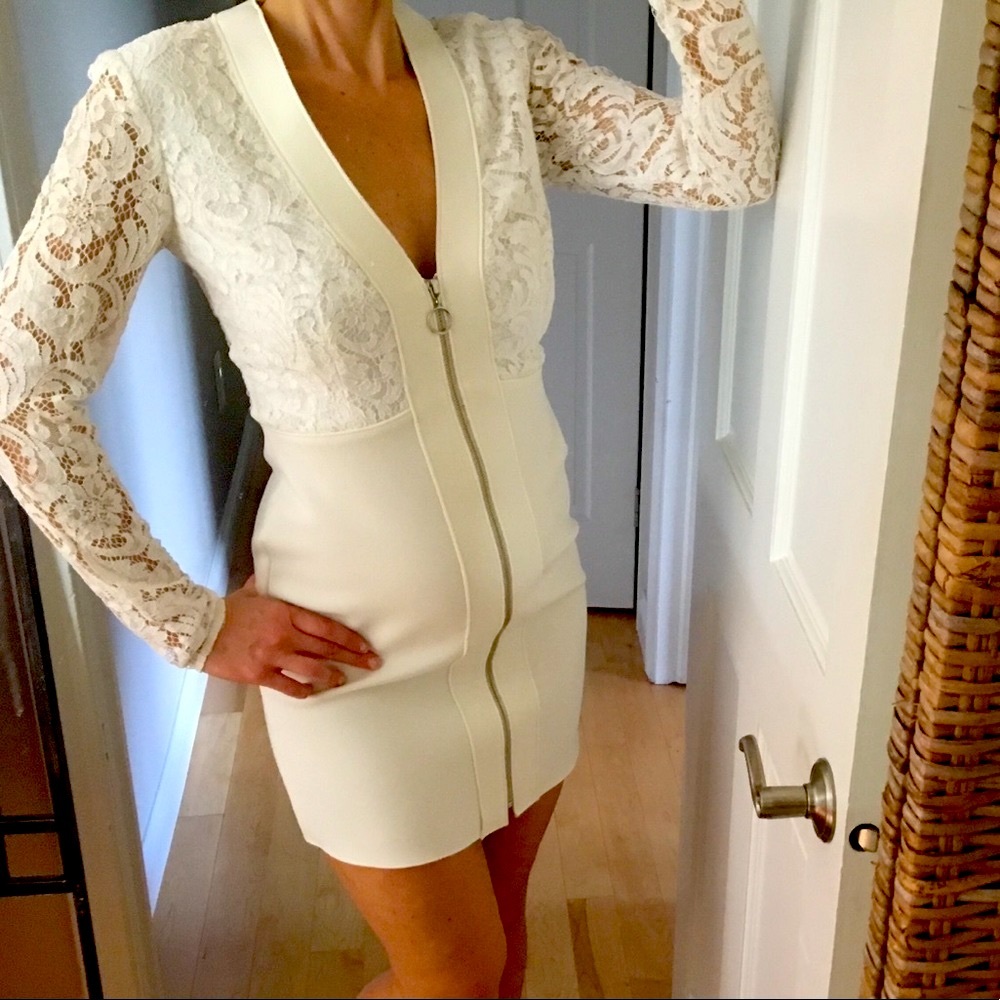 NEW!!❤️🤩😍 MUST HAVE Beautiful dress-lover the label!